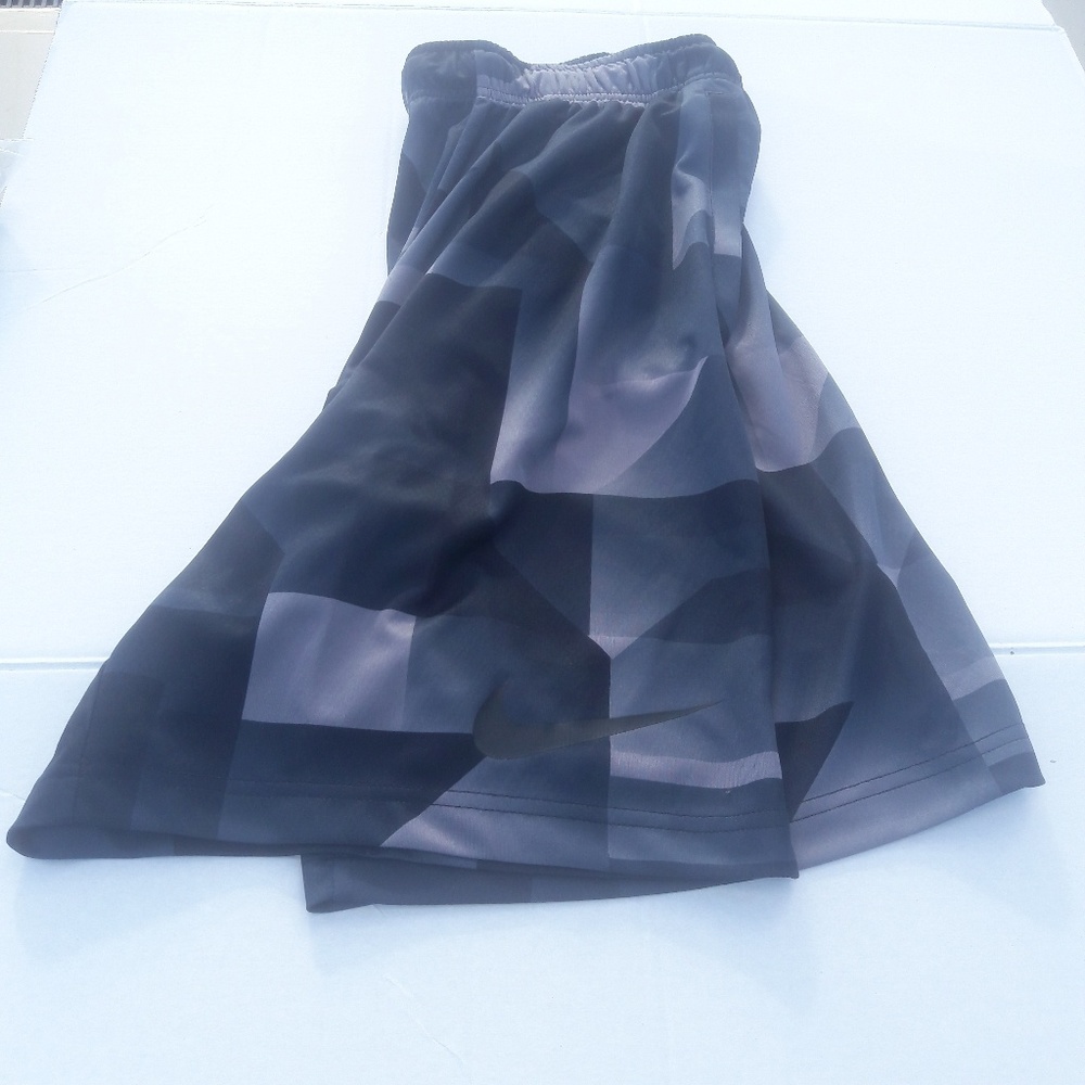 SOLD ⬇️30 Men's Nike Shadow Grating Shorts M - Picture 7 of 7